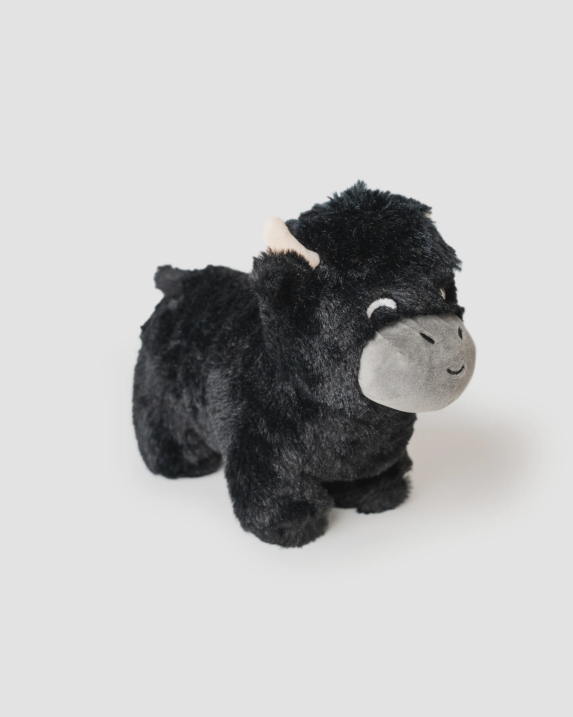 Black Highland Cow Plushie - Image 3